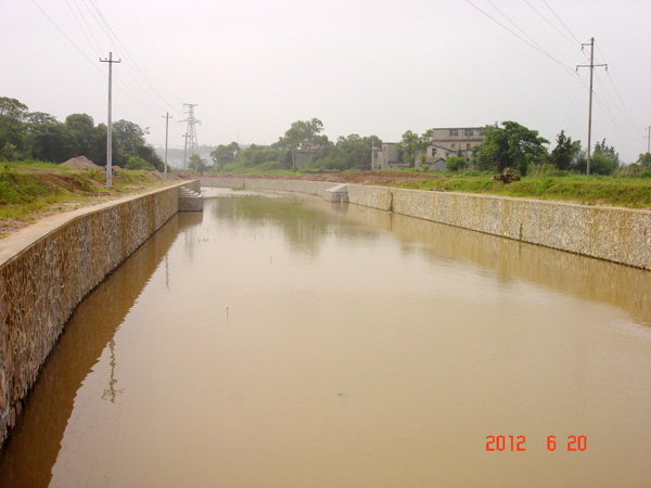 20120625105347306